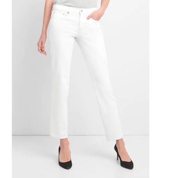 GAP Denim - NWT Gap'Mid Rise Classic Straight Jeans 35 v538